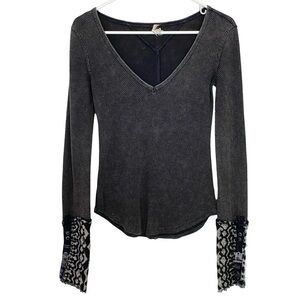 Free People We The Free Art School Thermal Top Womens Size Small Gray Black